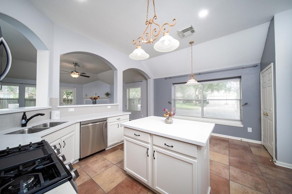 20702 Smokey Sage Dr, Katy, TX 77450