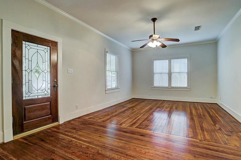 1020 Louise St, Houston, TX 77009