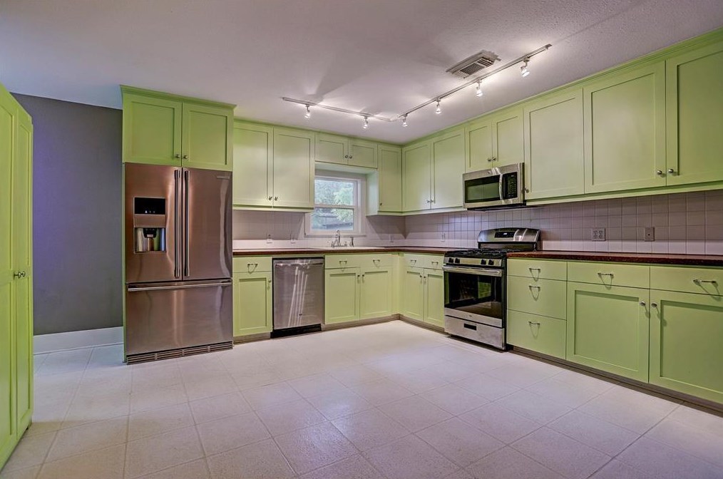 1020 Louise St, Houston TX  77009-2956 exterior