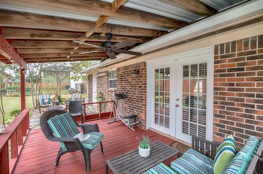 9022 Edgebrook, Houston TX  77075-1240 exterior