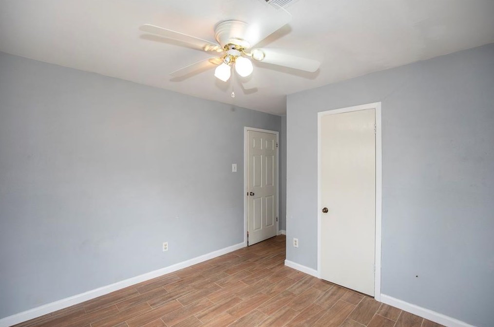 9022 Edgebrook, Houston TX  77075-1240 exterior
