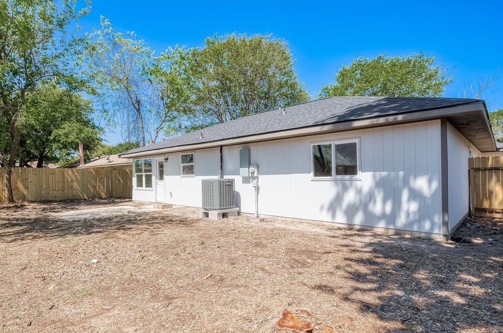 2650 Kodiak Ct, Houston TX  77067-1021 exterior