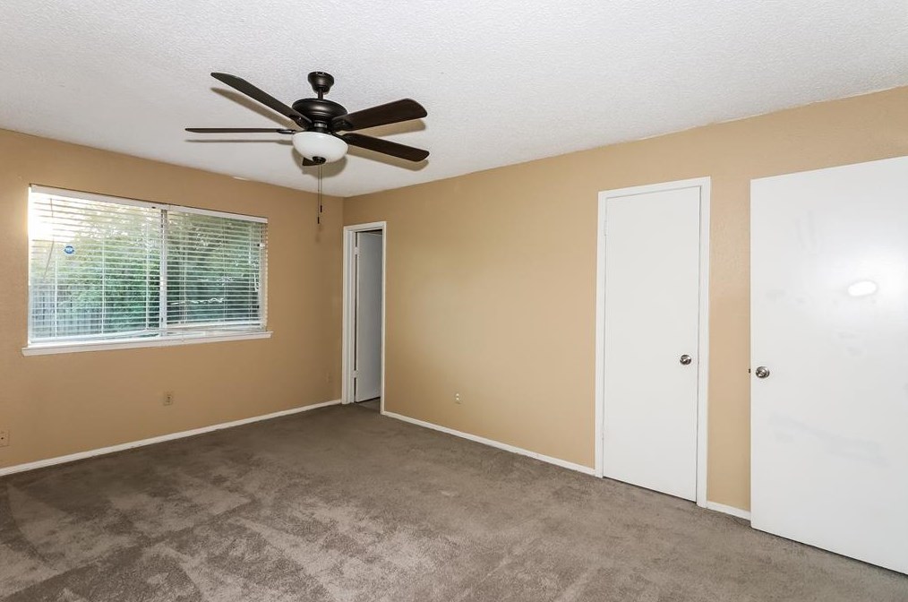 6703 Loch Bruceray Dr, Houston TX  77084-1031 exterior