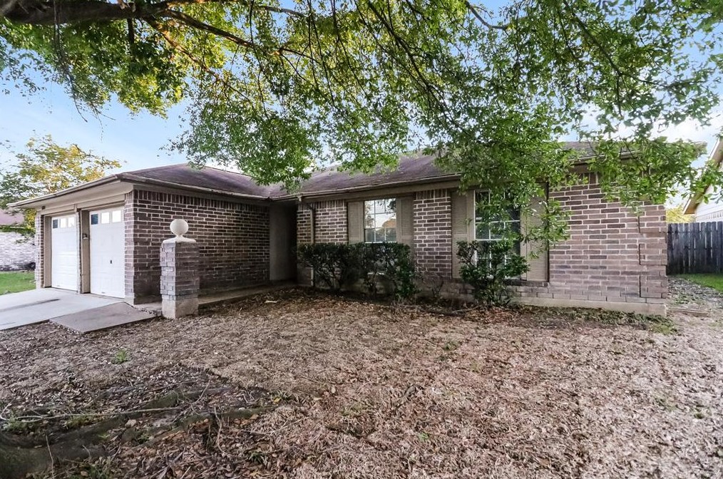 6703 Loch Bruceray Dr, Houston, TX 77084-1028