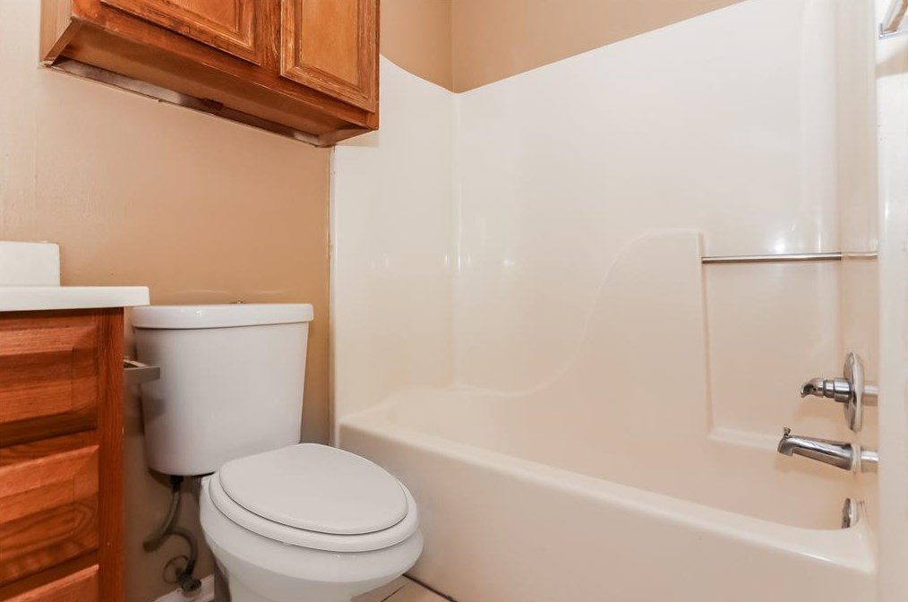 6703 Loch Bruceray Dr, Houston TX  77084-1031 exterior