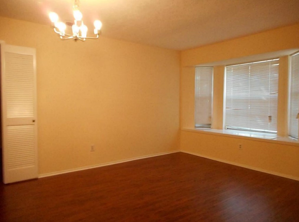 9631 Stockwell Dr, Houston, TX 77083