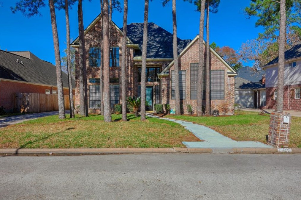 8222 Redchurch Dr, Spring TX  77379-7165 exterior
