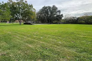 4 Renwick St, Bay City, TX 77414 - Photo 34