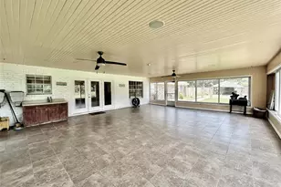 4 Renwick St, Bay City, TX 77414 - Photo 32