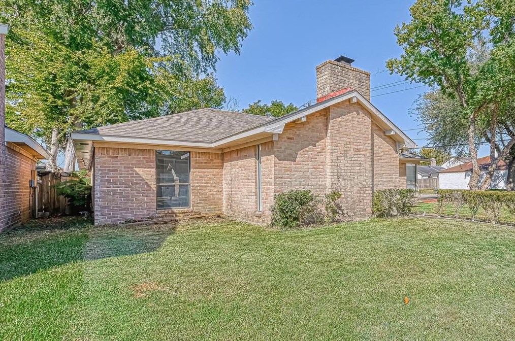 4302 Wildacres Dr, Houston, TX 77072