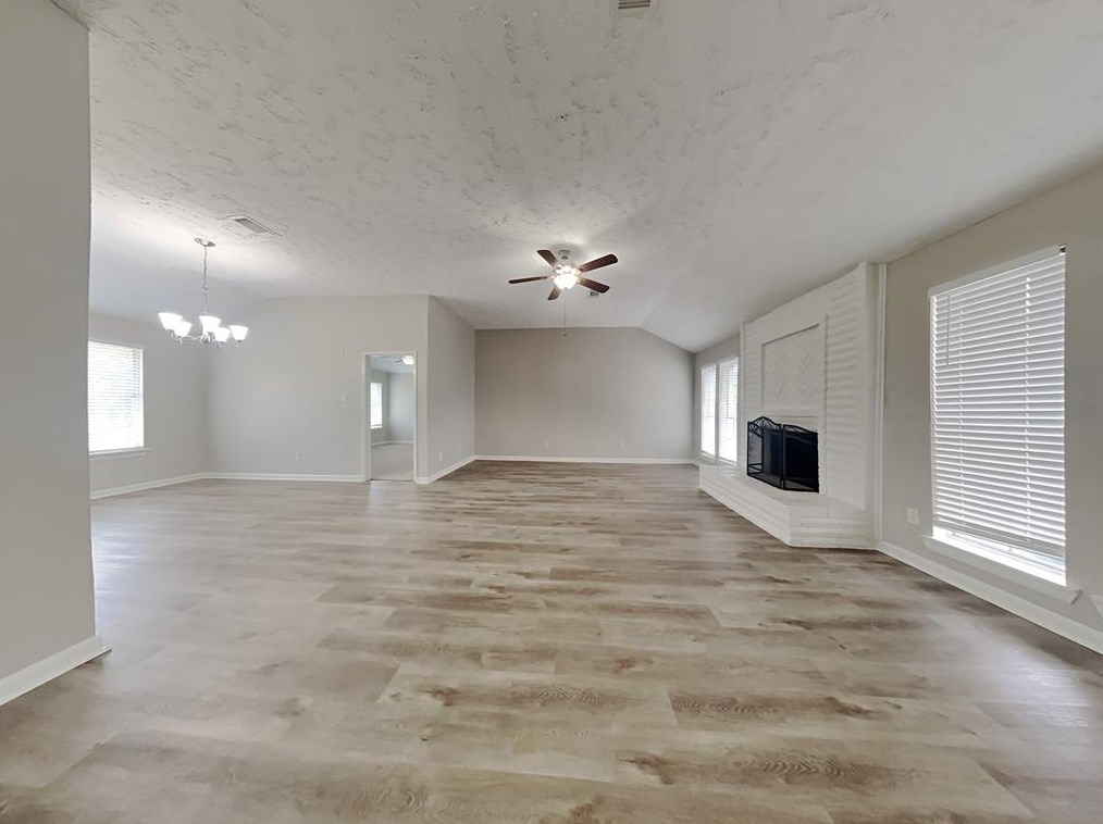 616 Magnolia Bend St, League City, TX 77573