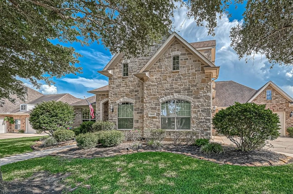 3303 Elm Creek Dr, League City, TX 77573-1890