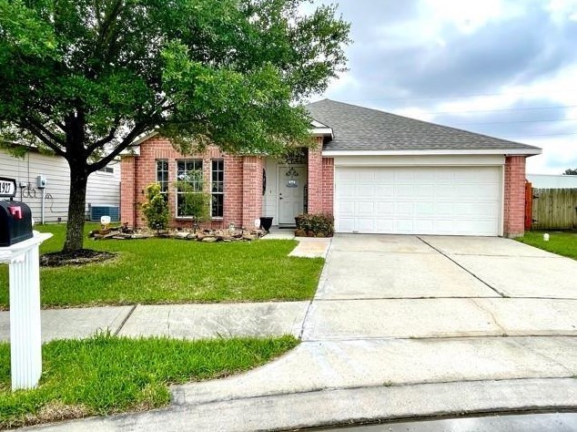 1927 Flycaster Dr, Spring, TX 77388-7523