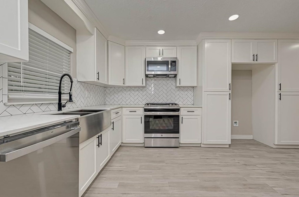 1508 Red Cedar Cir, Spring TX  77380-1785 exterior