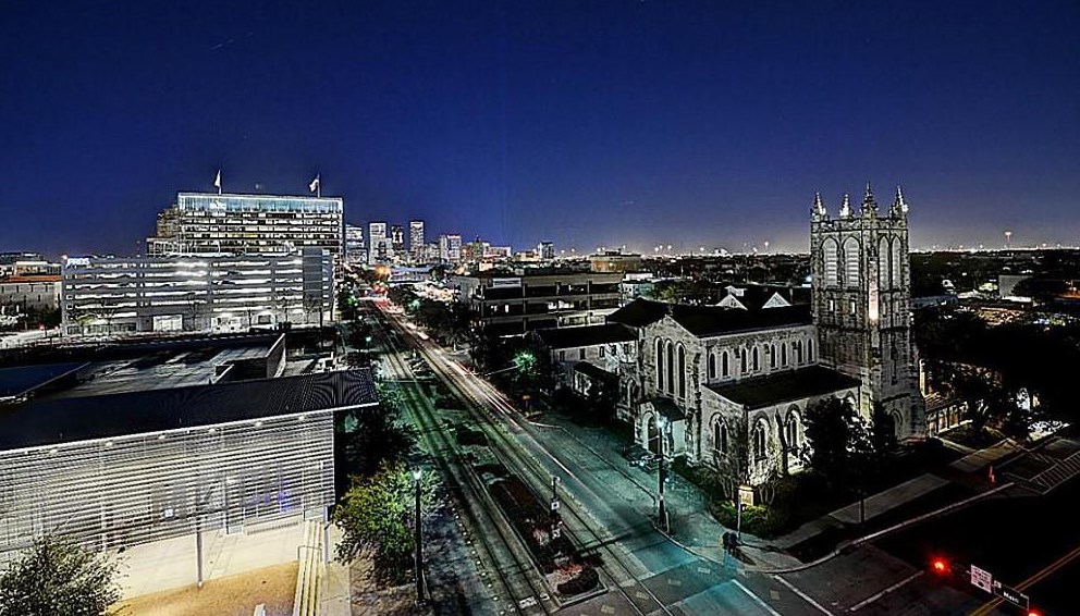 3550 Main St, Houston TX  77002-5642 exterior