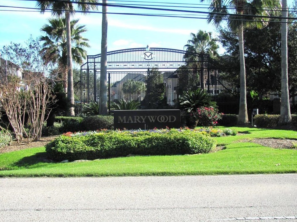 807 Marywood Chase, Houston TX  77079-4200 exterior