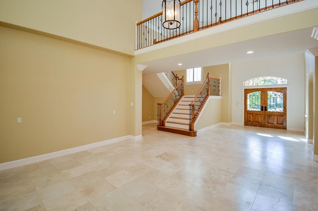 807 Marywood Chase, Houston TX  77079-4200 exterior
