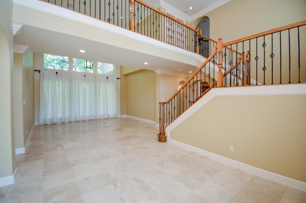 807 Marywood Chase, Houston TX  77079-4200 exterior
