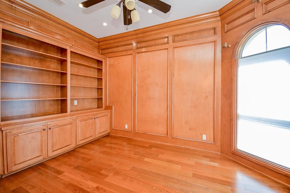 807 Marywood Chase, Houston TX  77079-4200 exterior