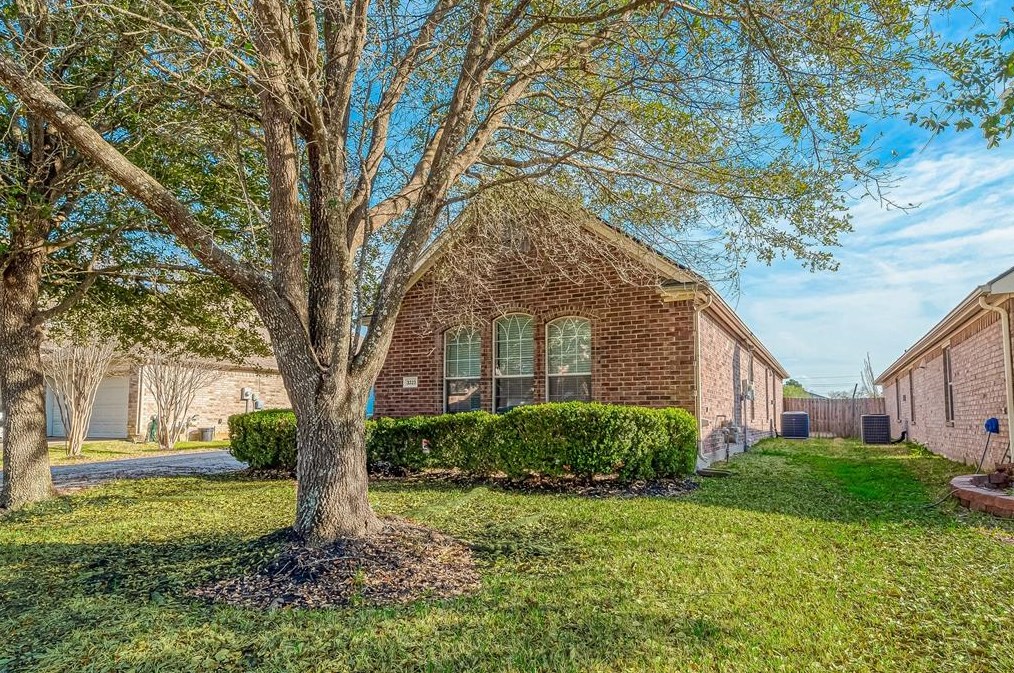 3323 Chadington Ln, Spring TX  77388-2996 exterior