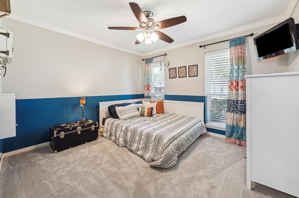 9835 Emnora Ln, Houston TX  77080-4422 exterior