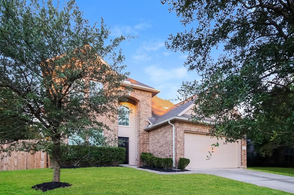 28603 Hidden Lake W, Magnolia, TX 77354