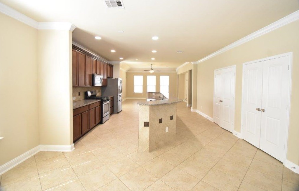1522 Bluestone Edge Ln, Houston, TX 77089