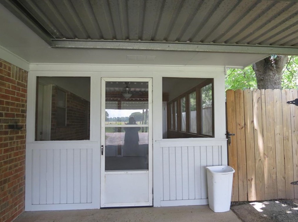 340 West Dr, New Waverly TX  77358-3586 exterior