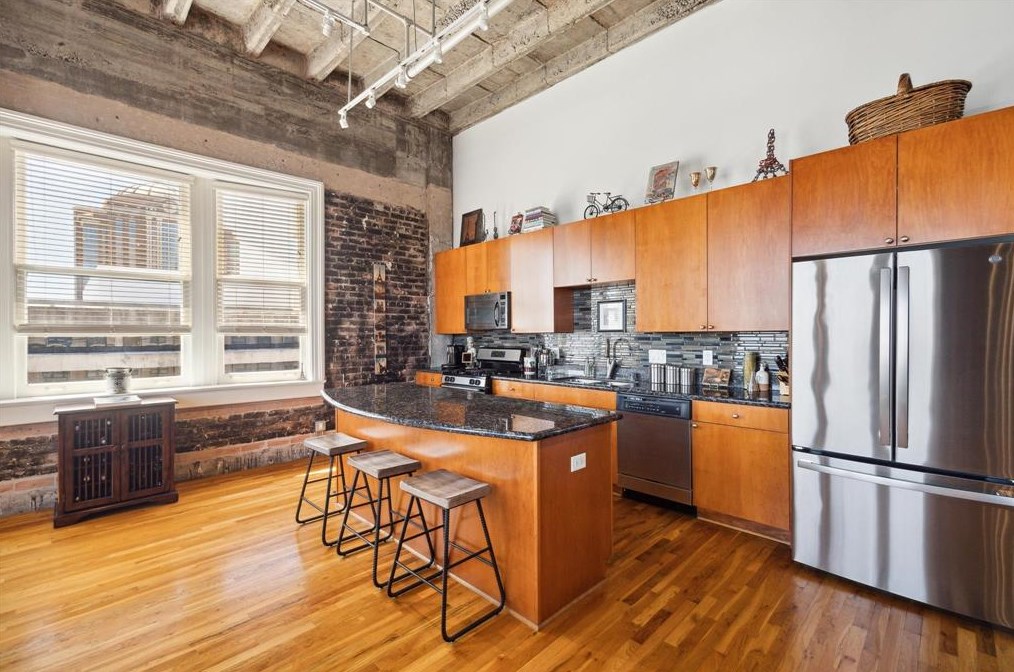 201 Main St Unit 8g, Houston, TX