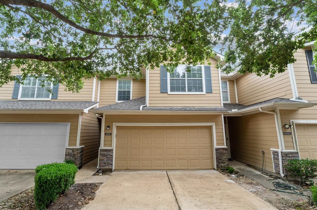 6030 Yorktown Meadow Ln, Houston, TX 77084-6818