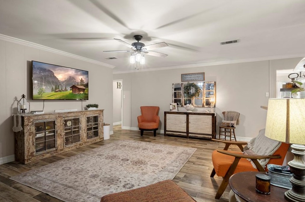 2211 Silver Oaks St, Roman Forest TX 77357-3105 exterior