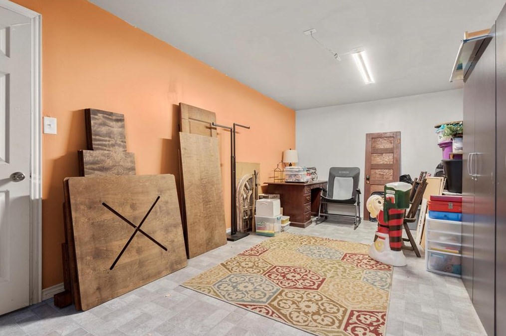 2211 Silver Oaks St, Roman Forest TX 77357-3105 exterior