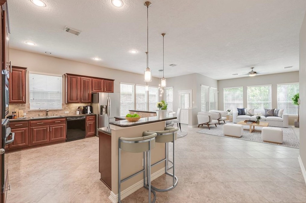 23 Tapestry Forest Pl, Spring TX  77381-4846 exterior