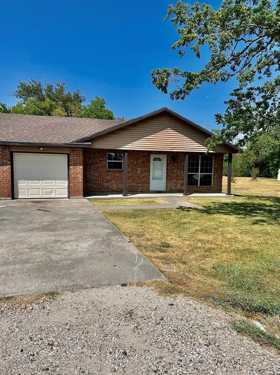 3322 1st Ave S, Texas City, TX 77590