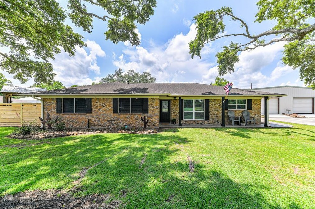 6902 Mississippi Rd, Manvel, TX 77578-4028
