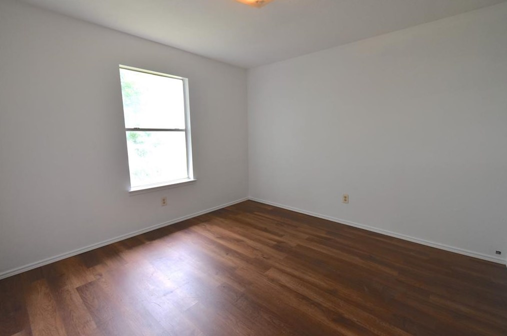 926 Rock Dr, Houston TX  77073-5322 exterior