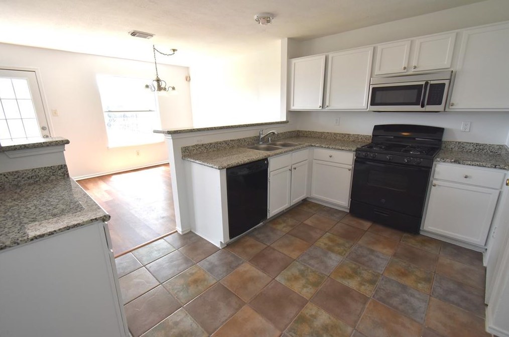 926 Rock Dr, Houston TX  77073-5322 exterior