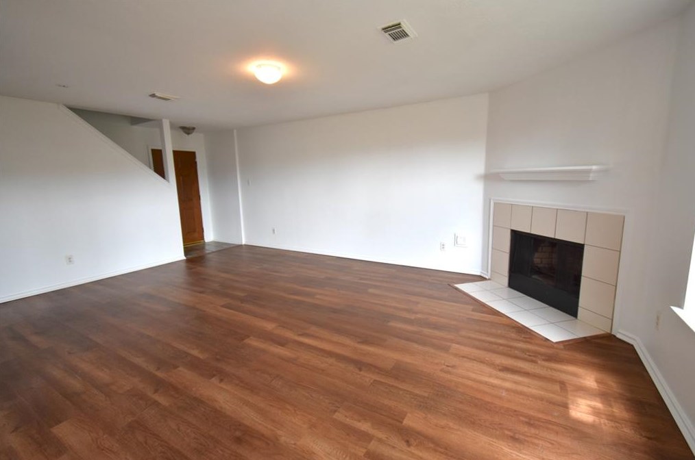 926 Rock Dr, Houston TX  77073-5322 exterior