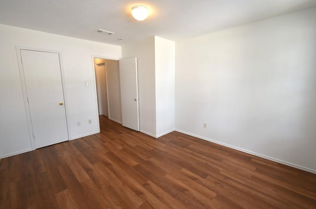 926 Rock Dr, Houston TX  77073-5322 exterior