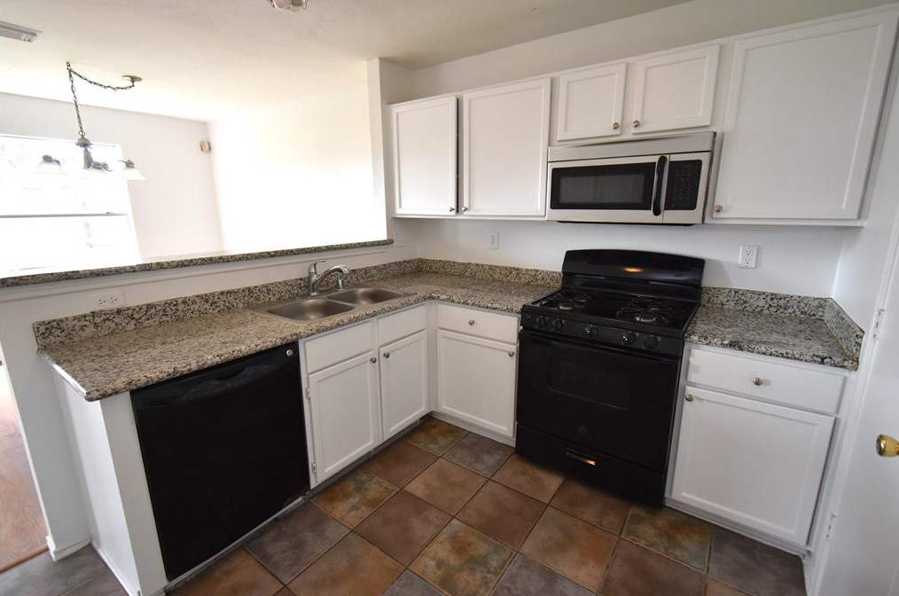 926 Rock Dr, Houston TX  77073-5322 exterior