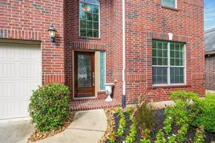 30 Black Swan Ct, Magnolia, TX 77354 - Photo 2