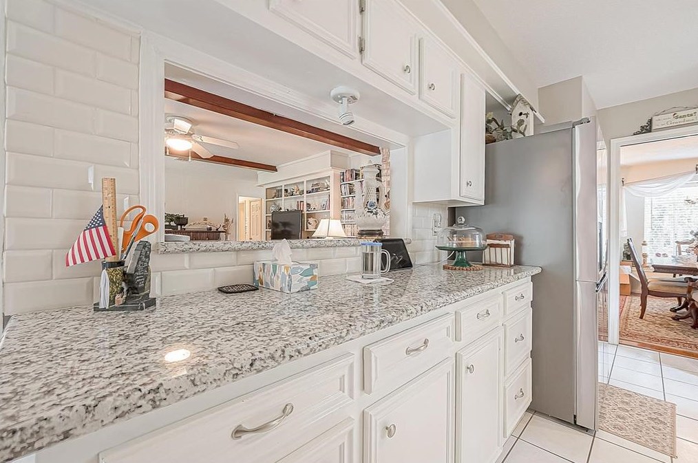 11518 Normont Dr, Houston TX  77070-2958 exterior