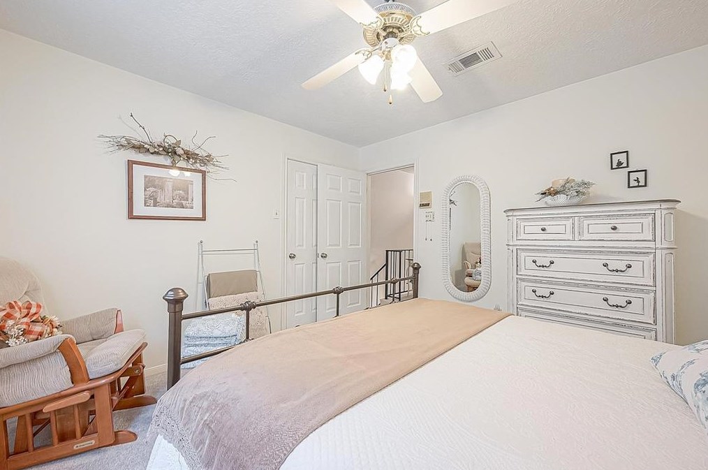 11518 Normont Dr, Houston TX  77070-2958 exterior