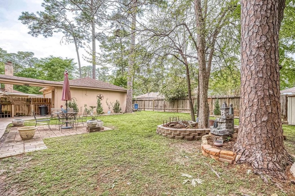 11518 Normont Dr, Houston TX  77070-2958 exterior