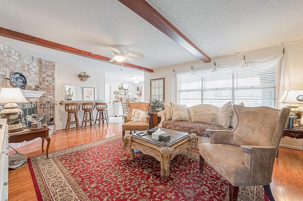 11518 Normont Dr, Houston TX  77070-2958 exterior