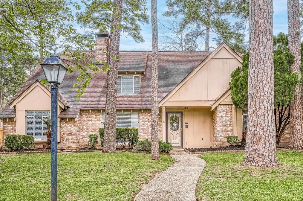 11518 Normont Dr, Houston TX  77070-2958 exterior