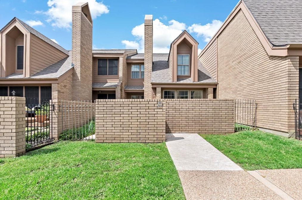 3122 Camelot Dr #33, Bryan, TX 77802