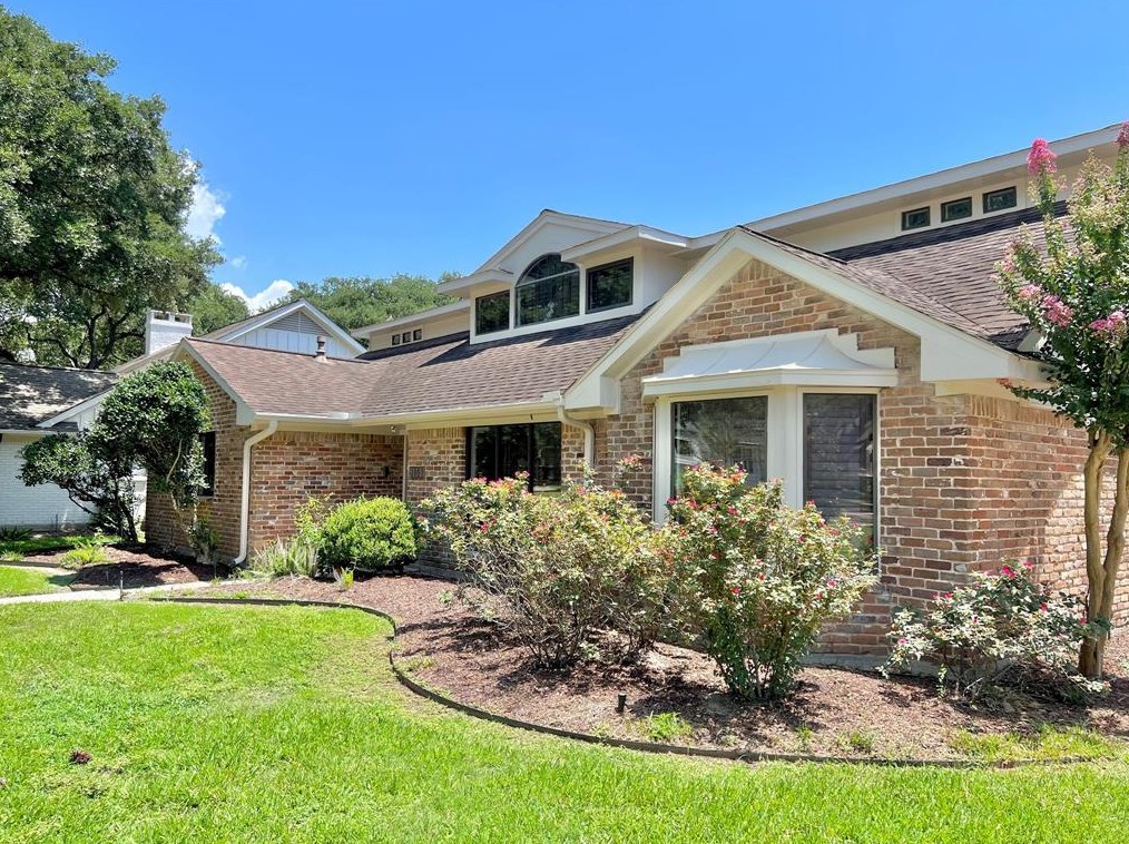 5135 Braesvalley Dr, Houston, TX 77096