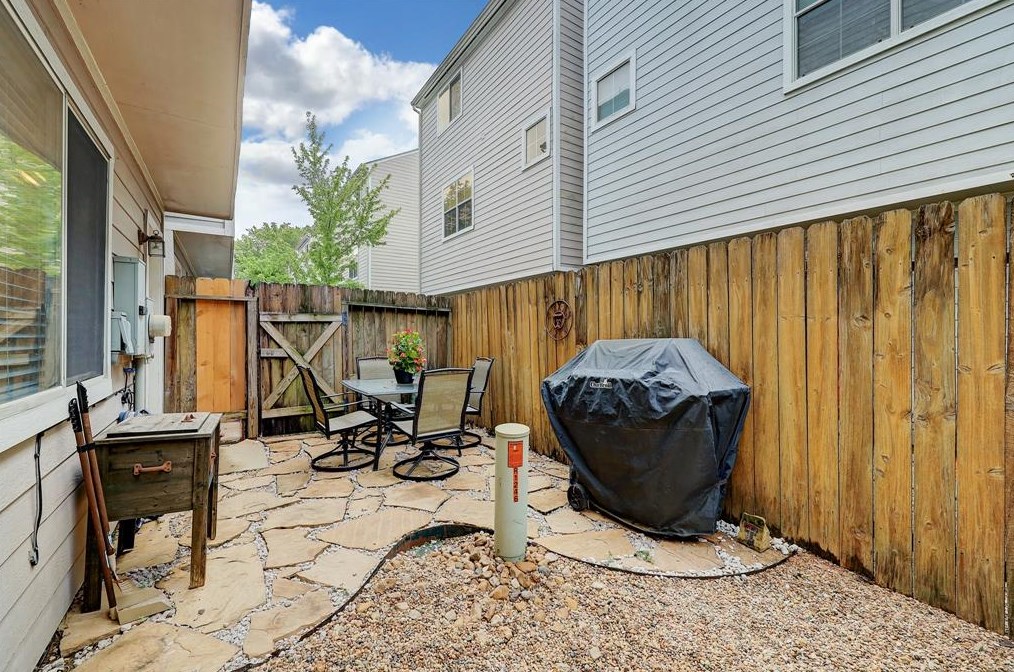 1644 13 St, Houston TX  77008-7146 exterior
