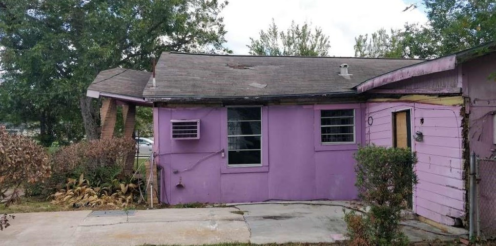 3235 Waverly St, Beaumont, TX 77705